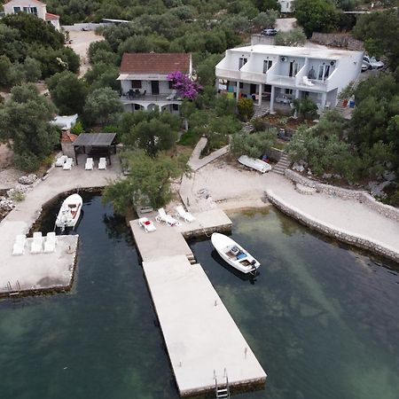 Apartments By The Sea Zuronja, Peljesac - 10137 Brijesta Exterior foto