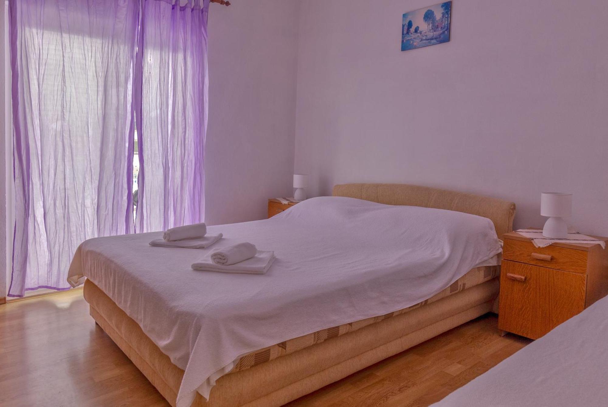 Apartments By The Sea Zuronja, Peljesac - 10137 Brijesta Exterior foto